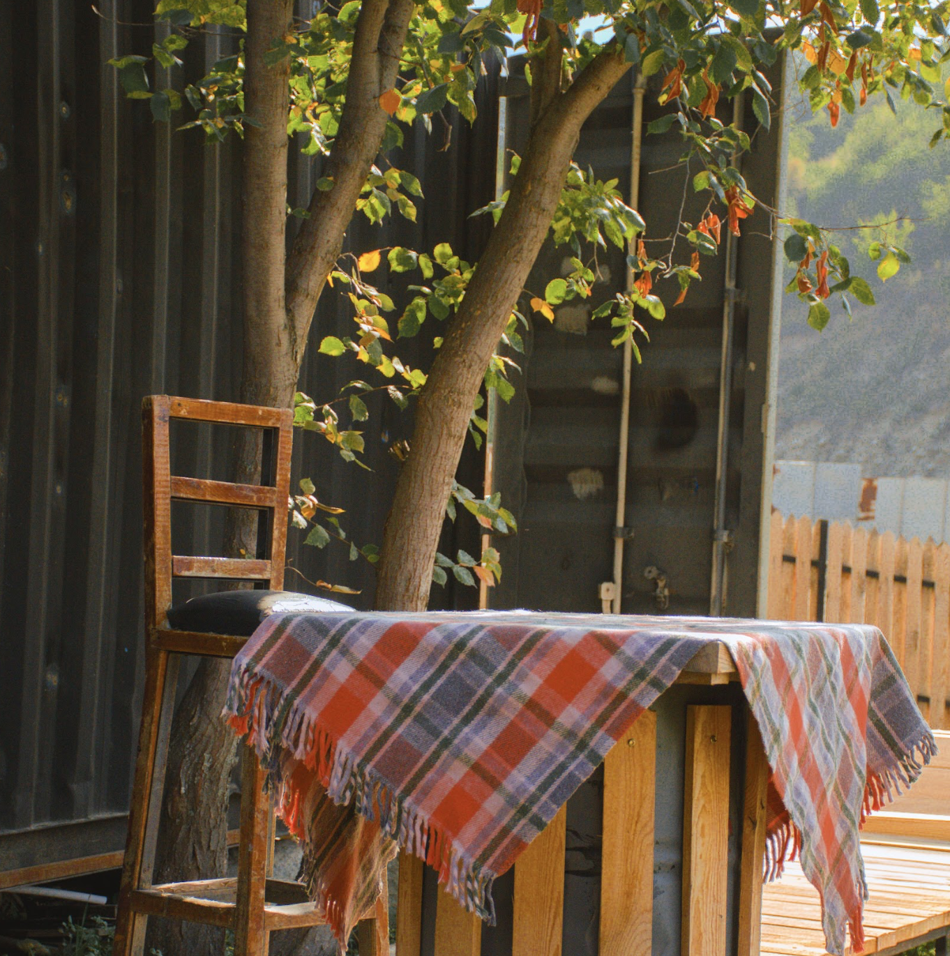 Домик у реки